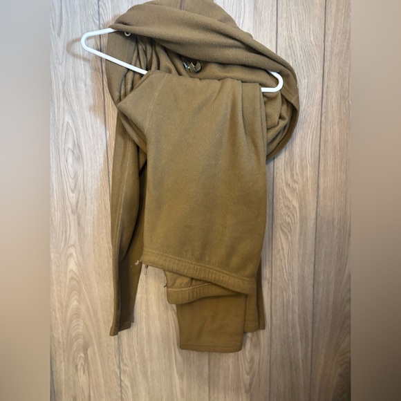 Men's Brown Quarter-Zip Sweater AND pants - Picture 3 of 4